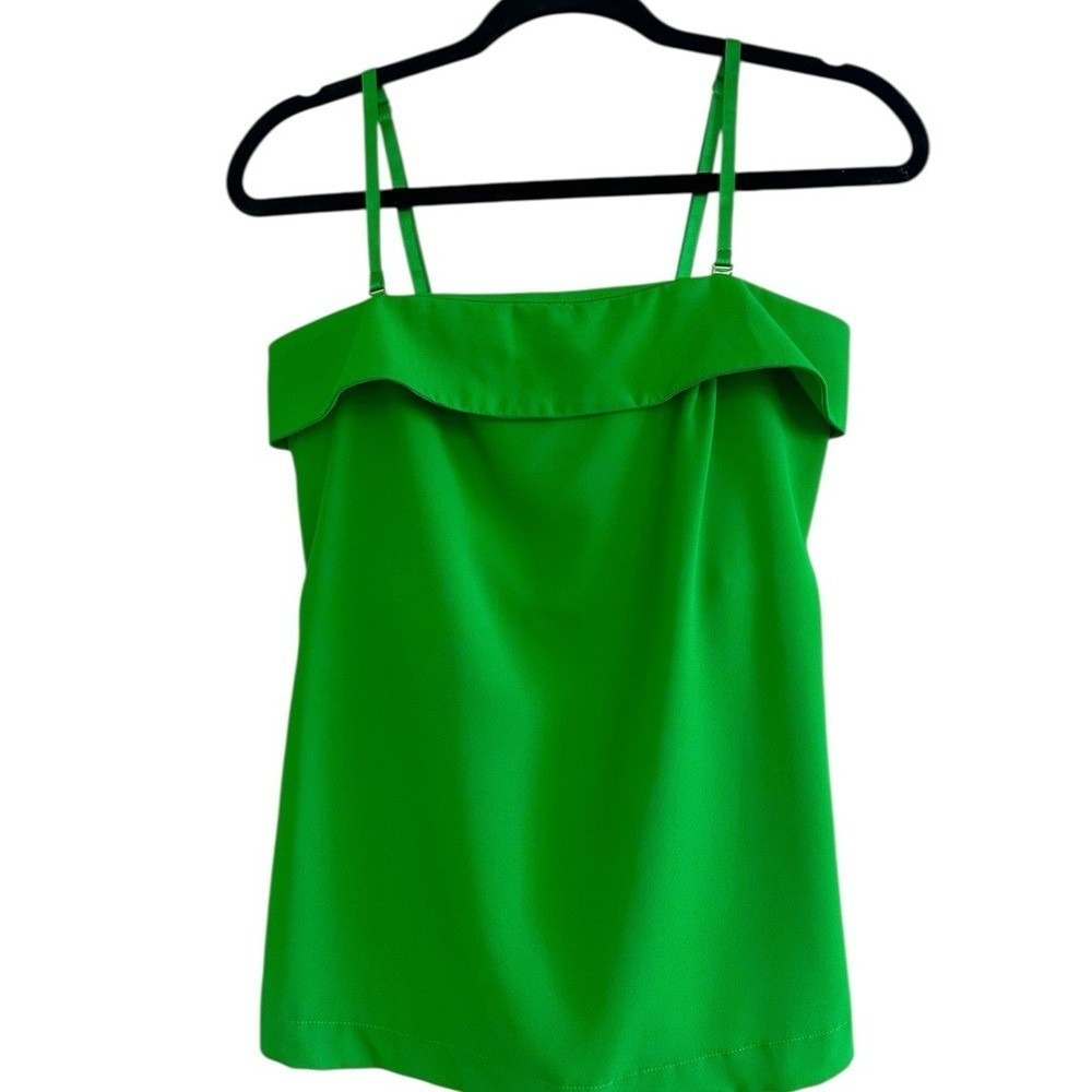 Olivaceous Chic Emerald‎ Breeze Ruffle Tank Womens Size Small - Summer Staple - Picture 2 of 9